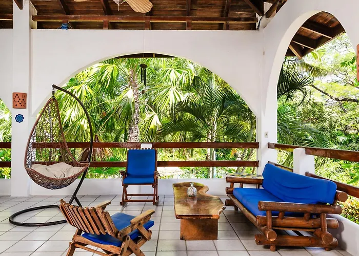 Casa Sueca - At The 3*