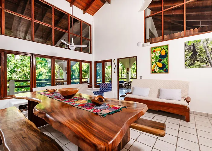 Hotel Casa Sueca - At The Tamarindo