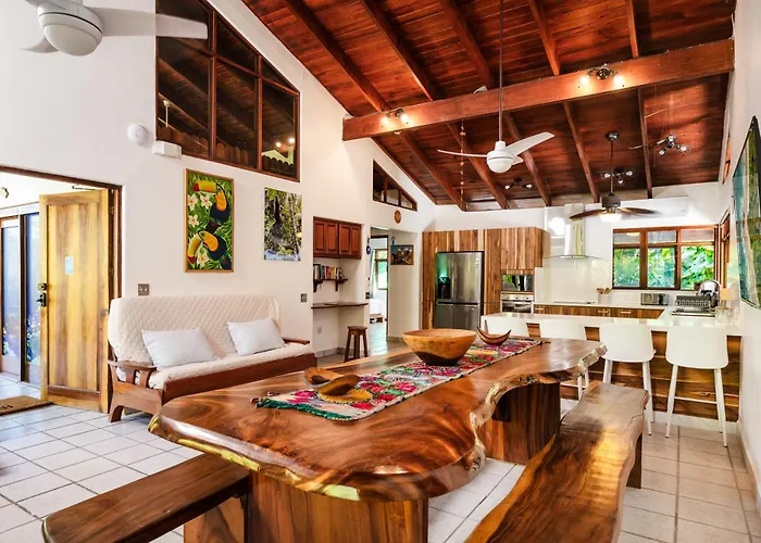 Casa Sueca - At The 3*