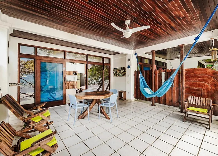 Casa Sueca - At The 3*