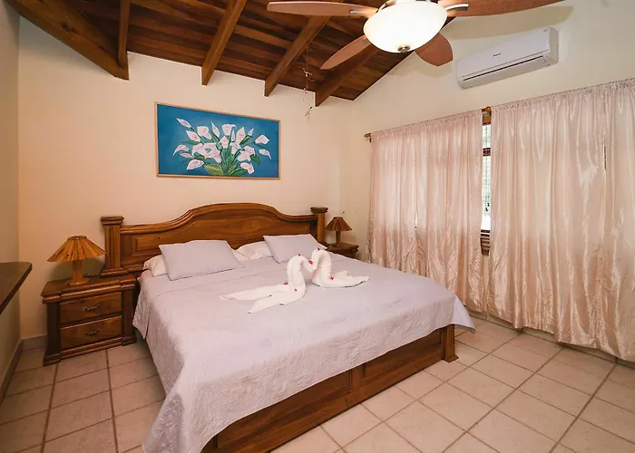 Hotel Casa Sueca - At The Tamarindo